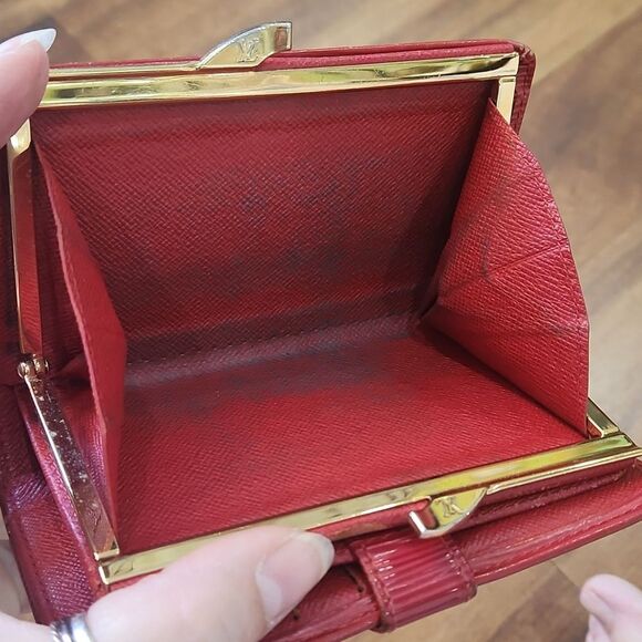 EUC Authentic LV Red Epi Bifold Wallet - Picture 13 of 15